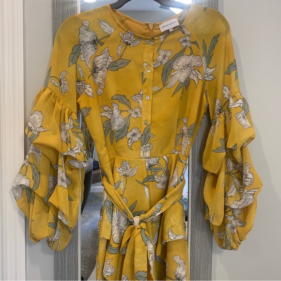 Chriselle x J.O.A. Tiered Sleeve Minidress - Picture 6 of 10